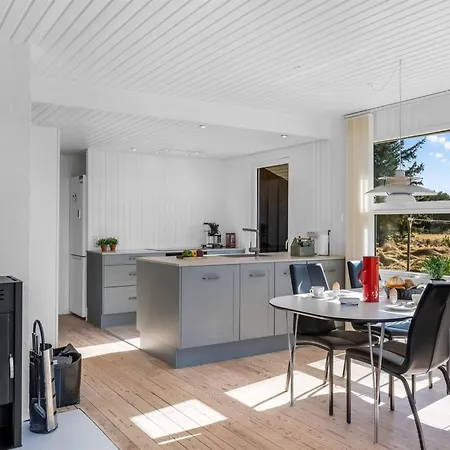 Sinikka - 900m From The Sea By Interhome Blåvand